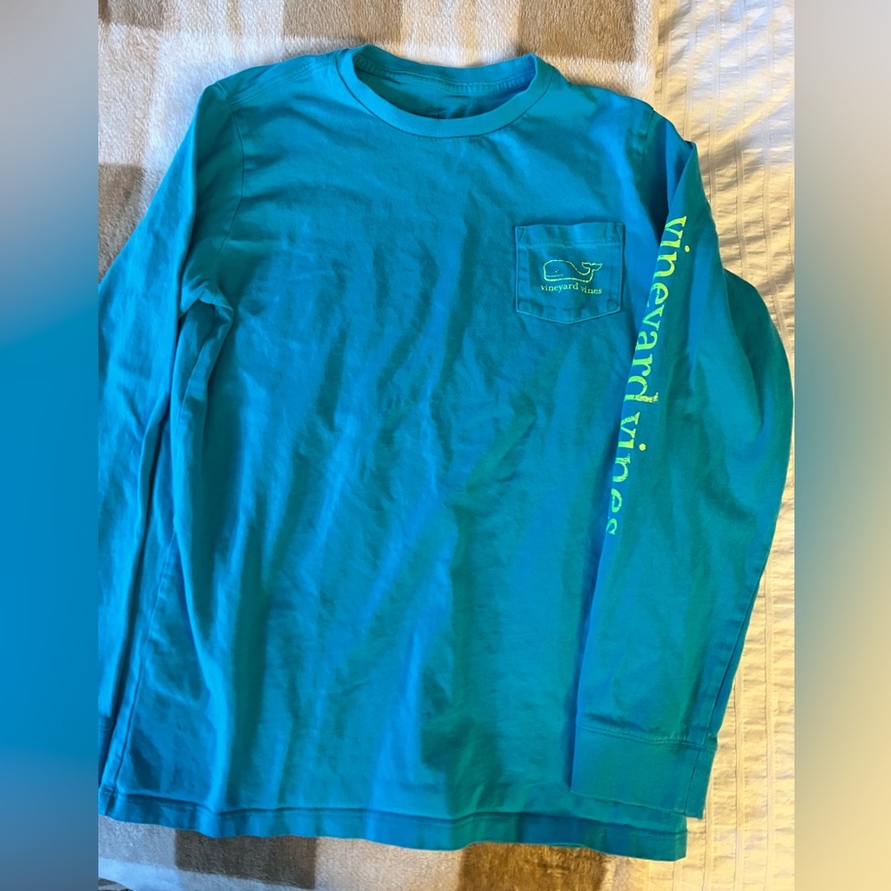 Youth Vineyard Vines Pocket Long Sleeve Size M (12-14)